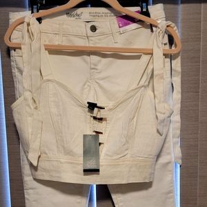 NWT/ wild fable crop top
